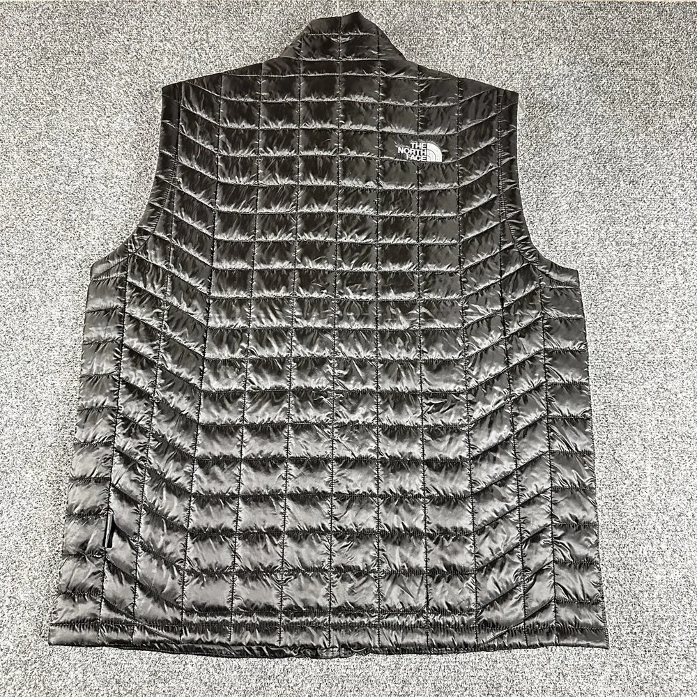 The North Face Vest Mens Large Black ThermoBall Eco Quilted TREKKER Embroidered